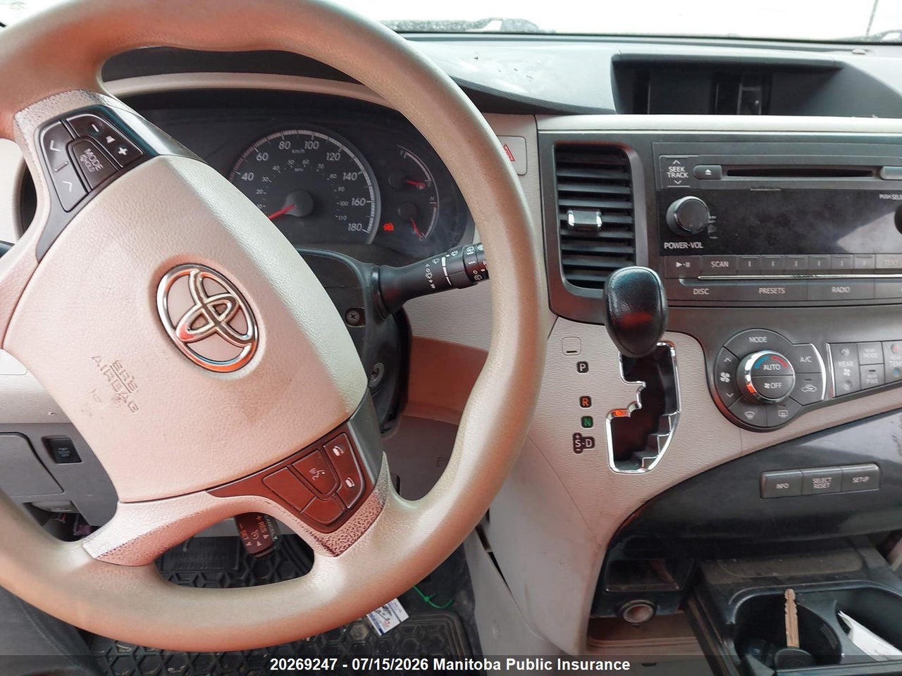 2013 TOYOTA SIENNA LE V6 thumbnail 8