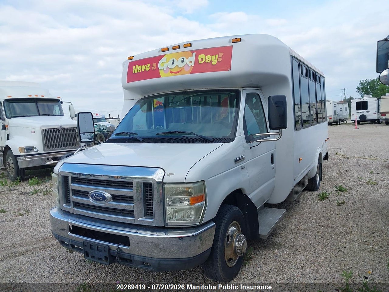 2011 FORD E350 thumbnail 3