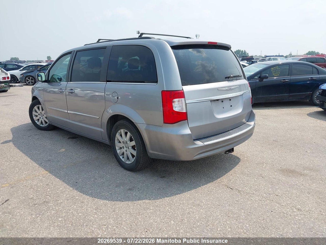 2015 CHRYSLER TOWN & COUNTRY TOURING thumbnail 4