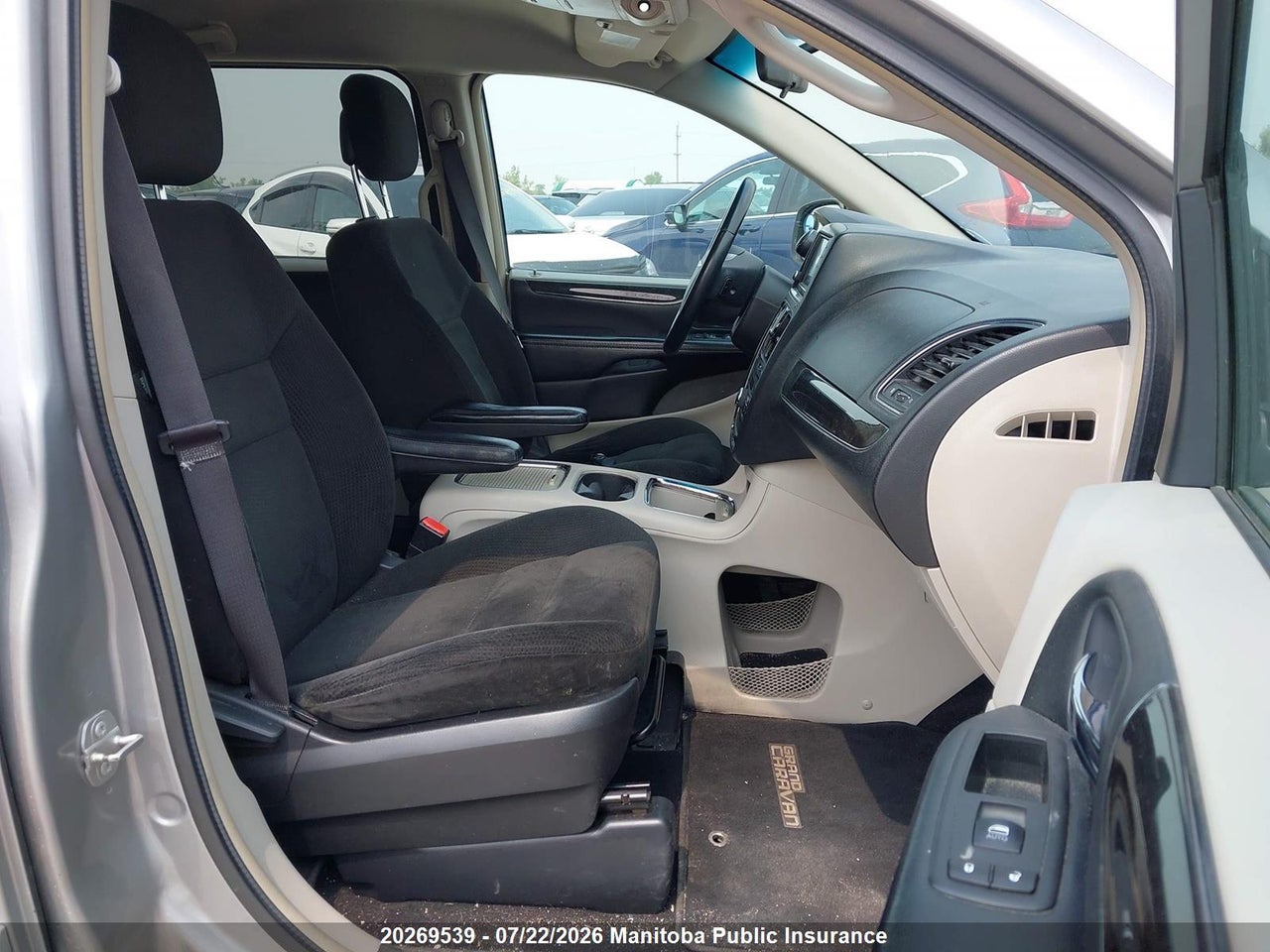 2015 CHRYSLER TOWN & COUNTRY TOURING thumbnail 6