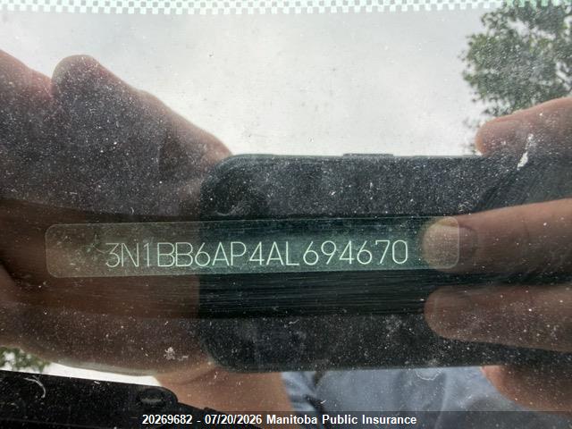 2010 NISSAN SENTRA SE-R thumbnail 10