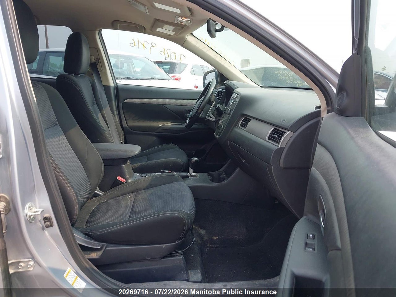 2016 MITSUBISHI OUTLANDER SE thumbnail 6
