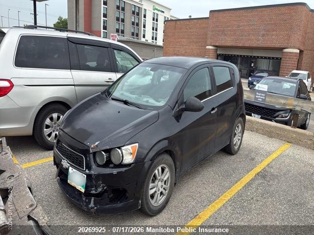 2013 CHEVROLET SONIC LT thumbnail 3