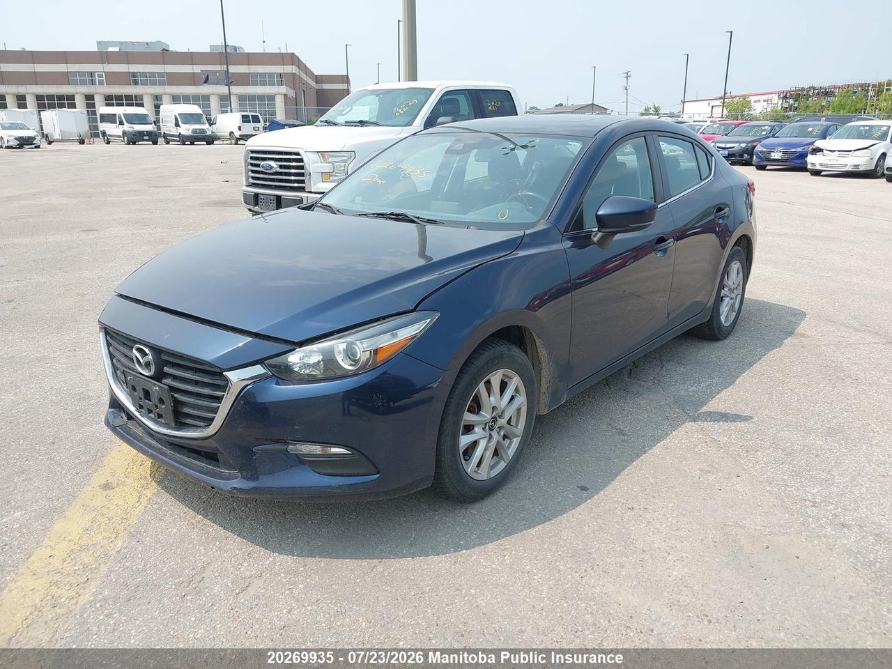 2017 MAZDA MAZDA3 GS SKY  thumbnail 3