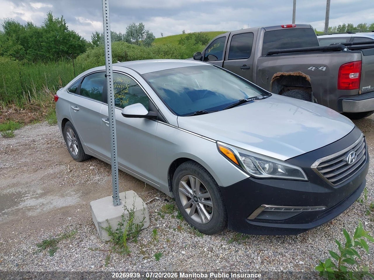 2015 HYUNDAI SONATA GL thumbnail 2
