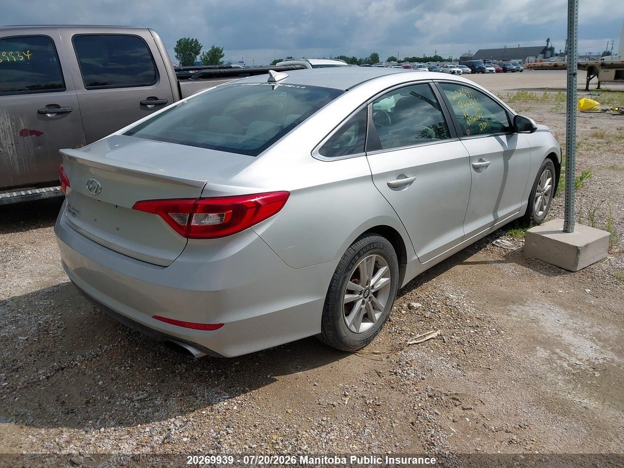 2015 HYUNDAI SONATA GL thumbnail 5