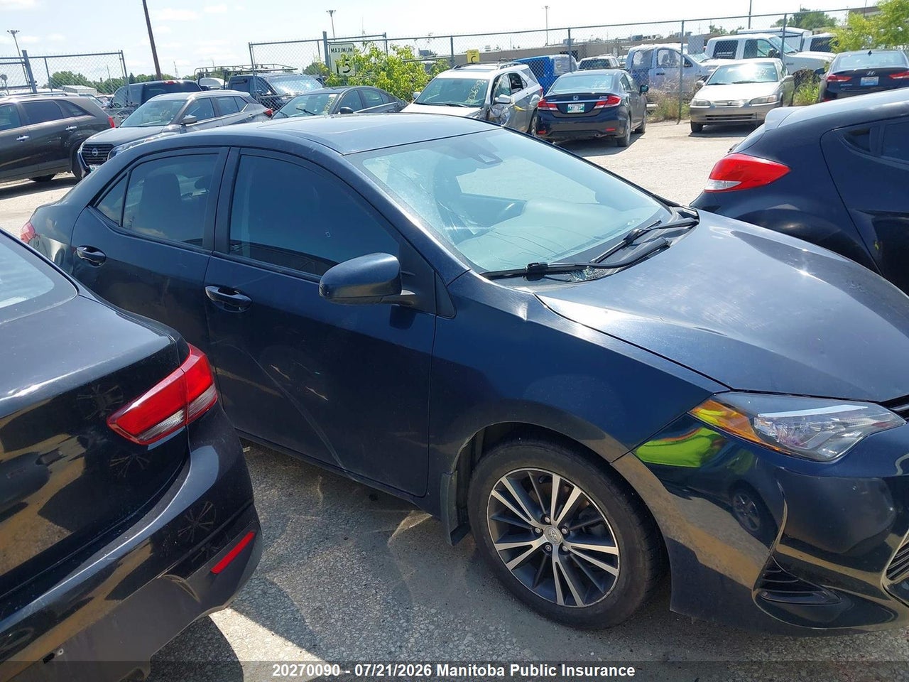 2017 TOYOTA COROLLA LE thumbnail 2
