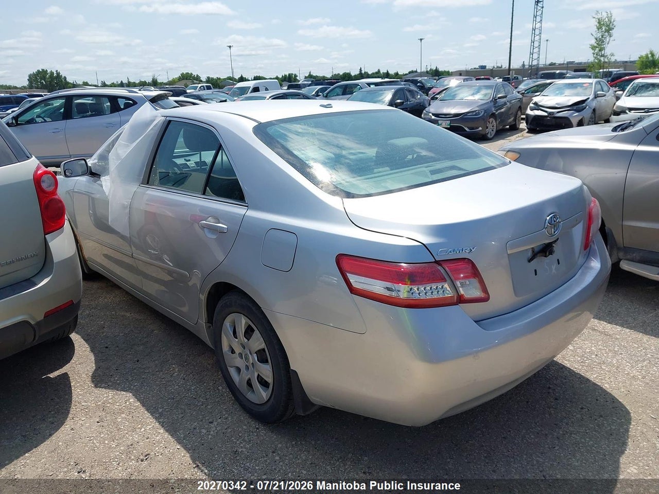 2010 TOYOTA CAMRY LE thumbnail 4
