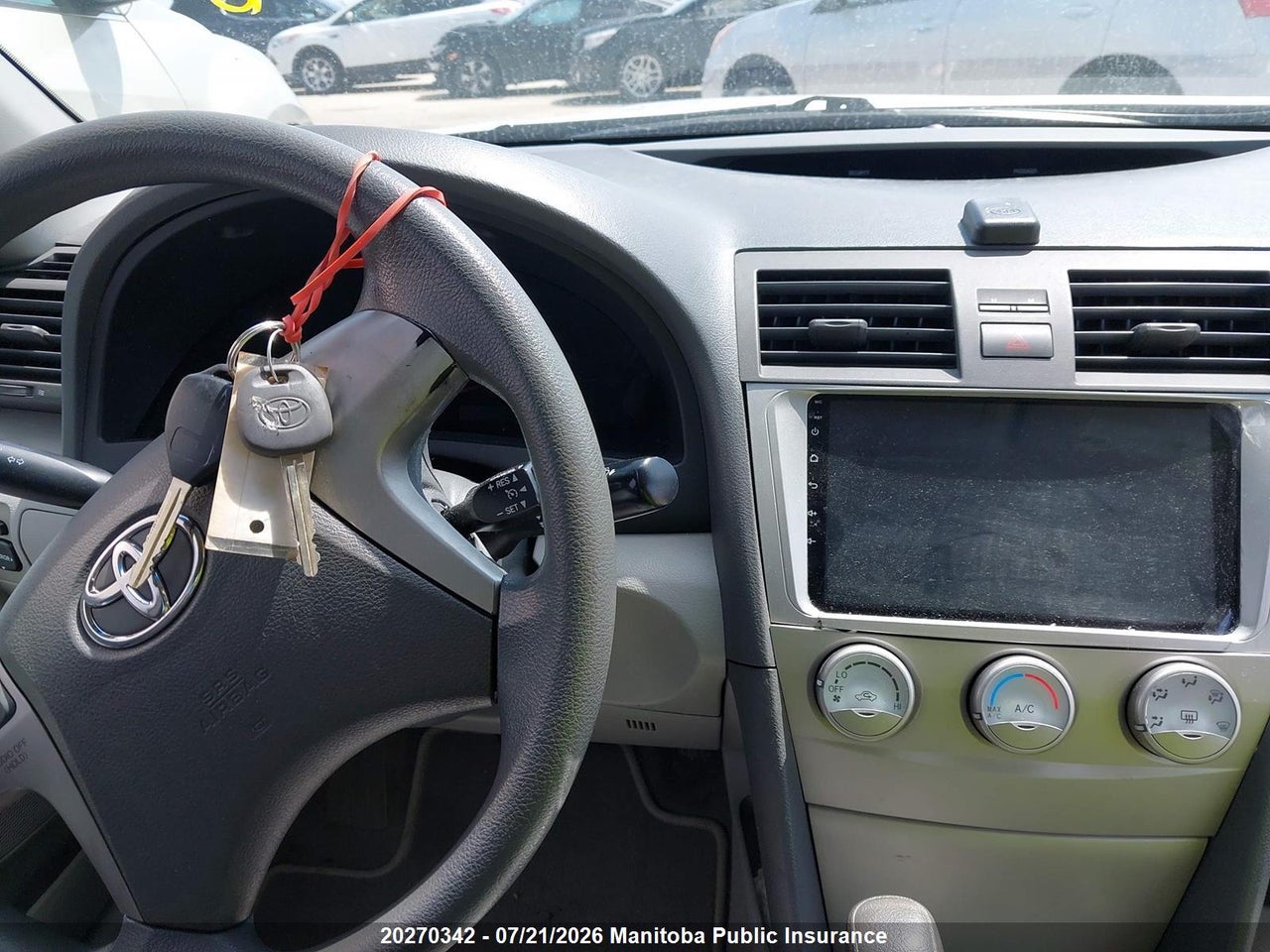 2010 TOYOTA CAMRY LE thumbnail 8