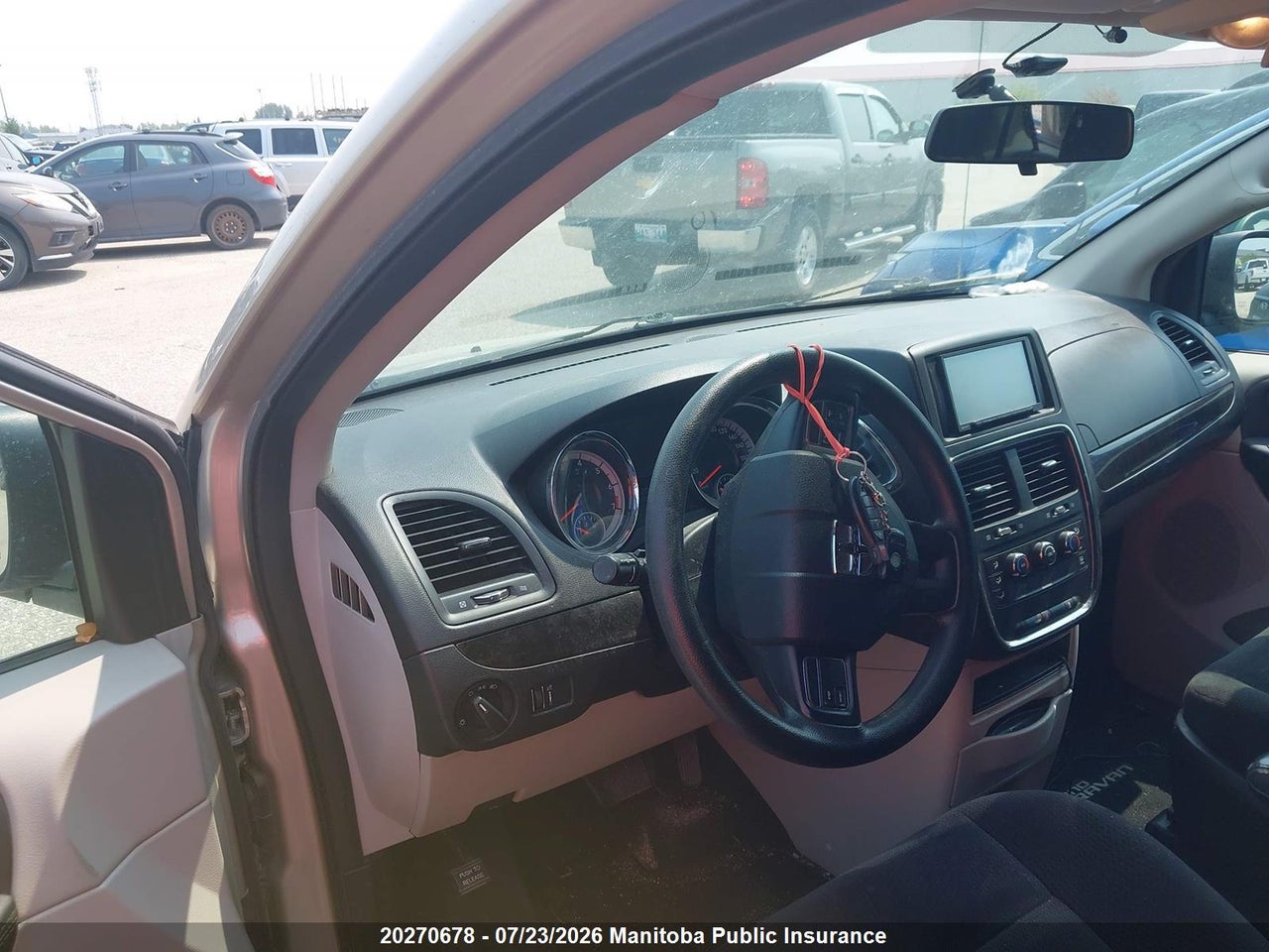 2015 DODGE GRAND CARAVAN CREW thumbnail 11
