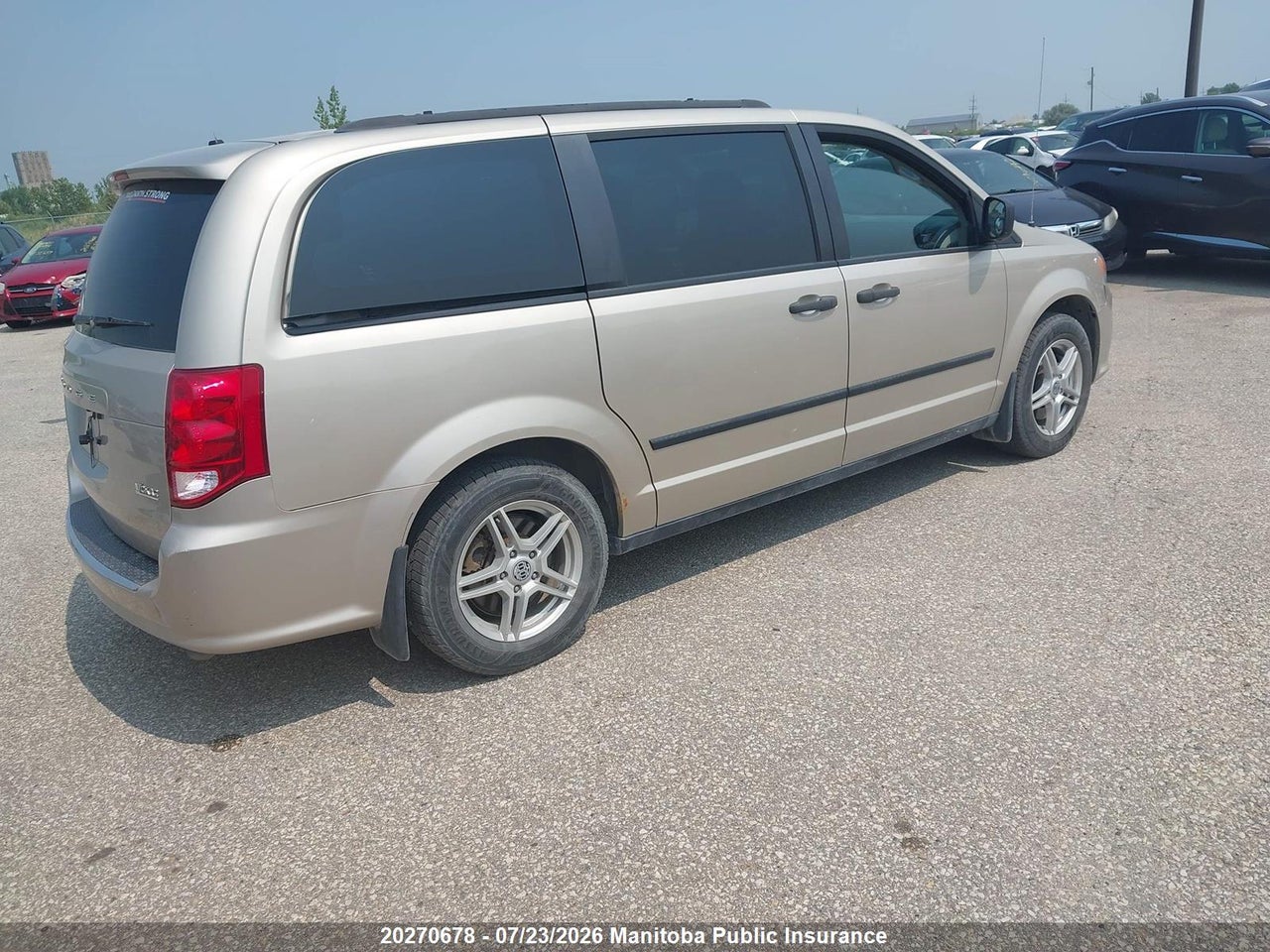 2015 DODGE GRAND CARAVAN CREW thumbnail 5
