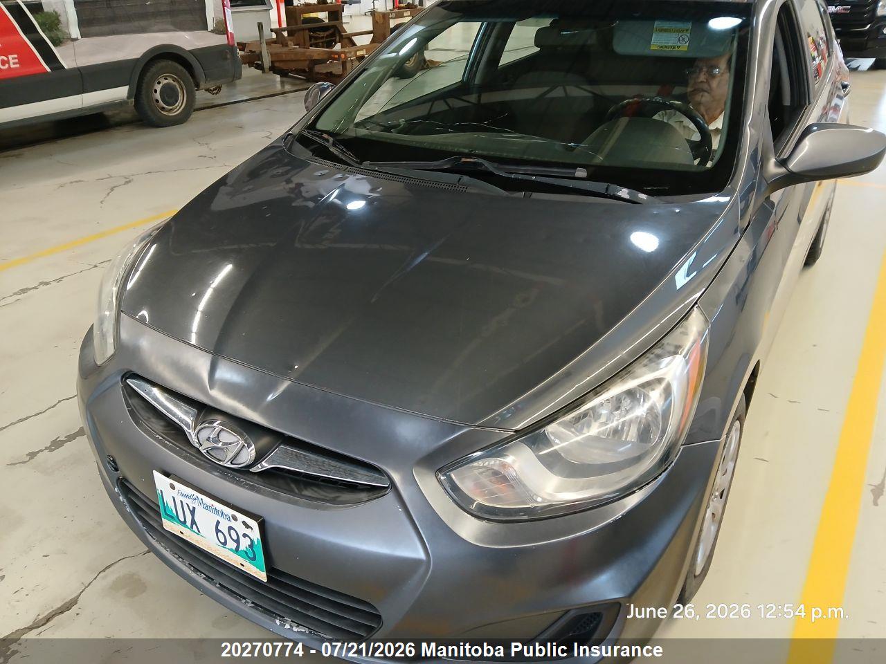 2012 HYUNDAI ACCENT GL thumbnail 11