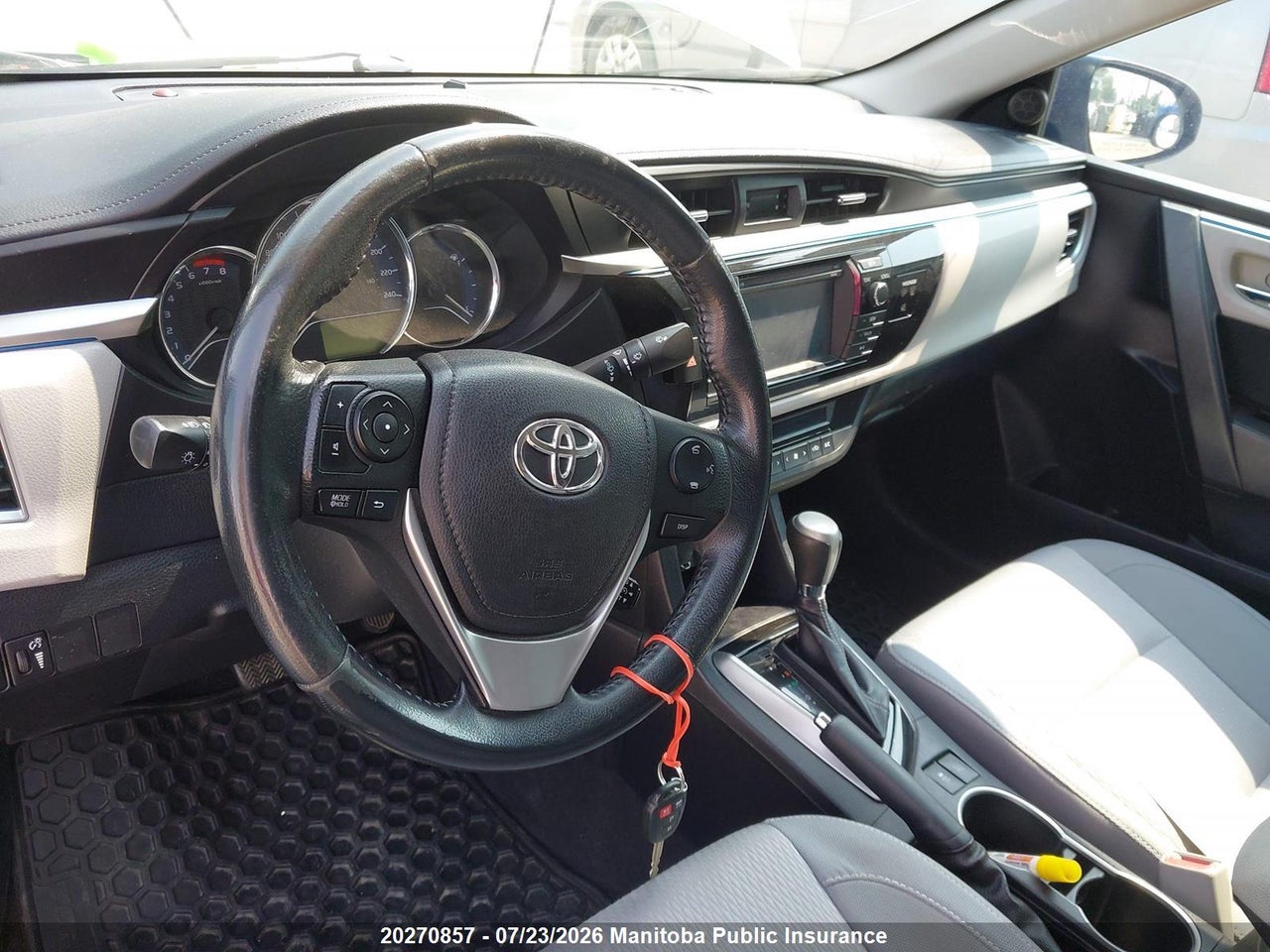 2014 TOYOTA COROLLA LE thumbnail 8