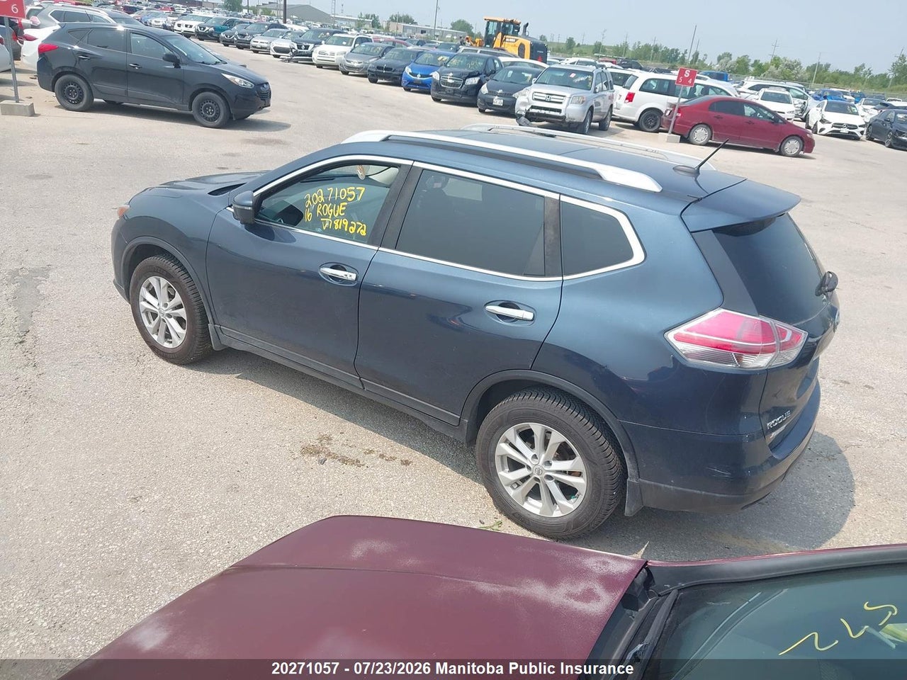 2016 NISSAN ROGUE SV thumbnail 4