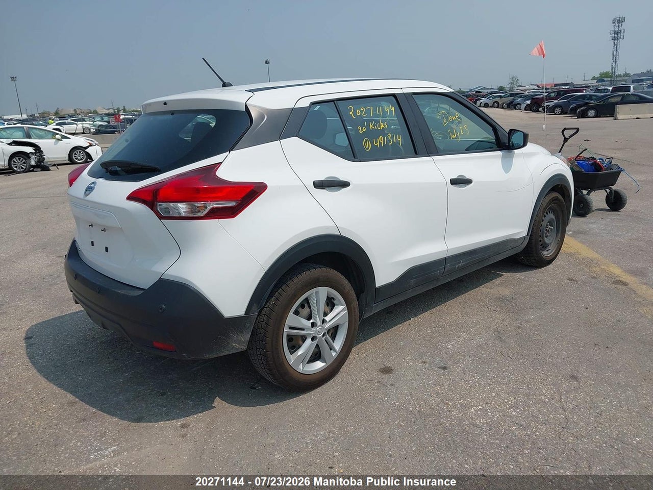 2020 NISSAN KICKS S thumbnail 5