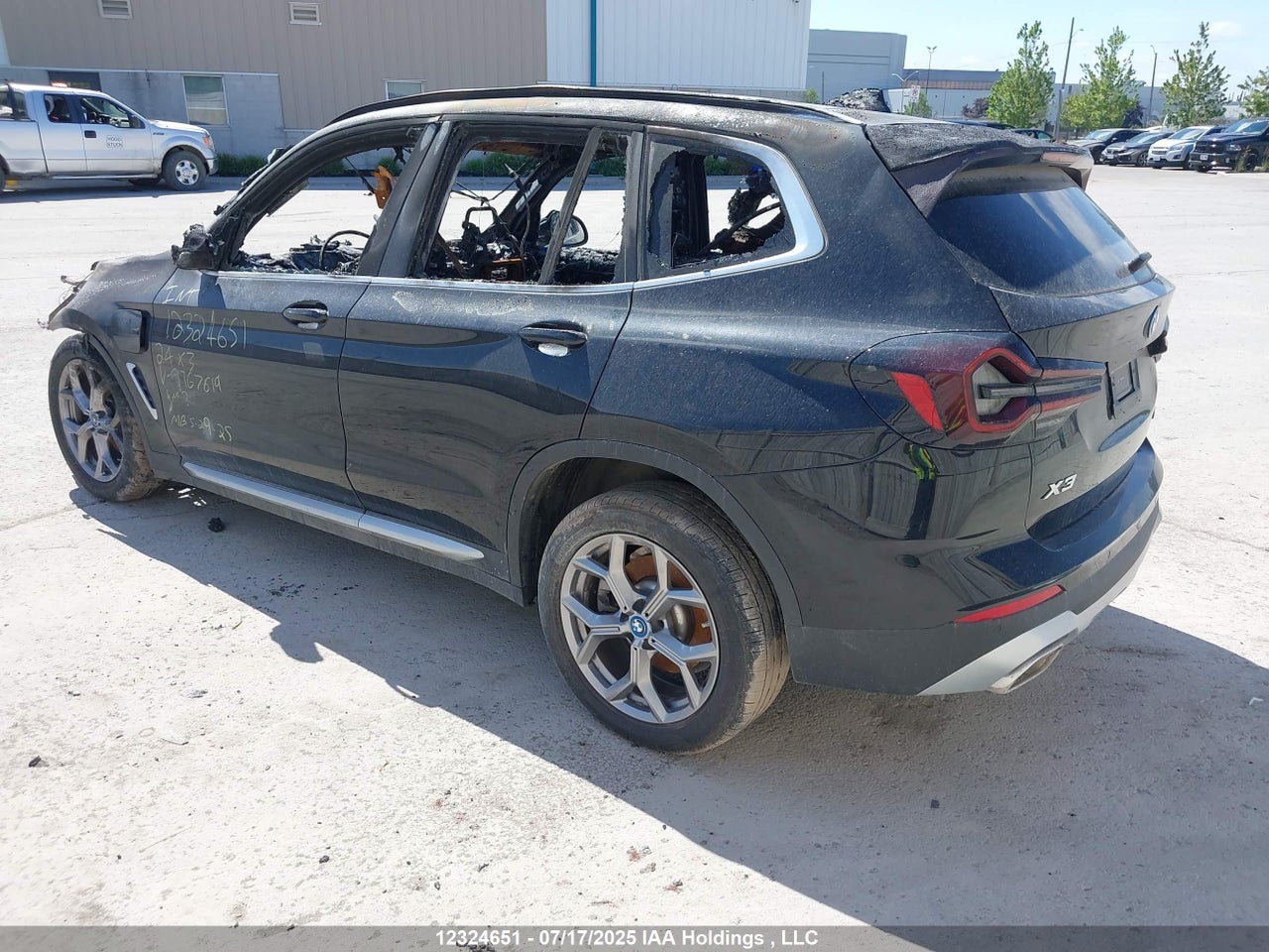 2024 BMW X3 thumbnail 4