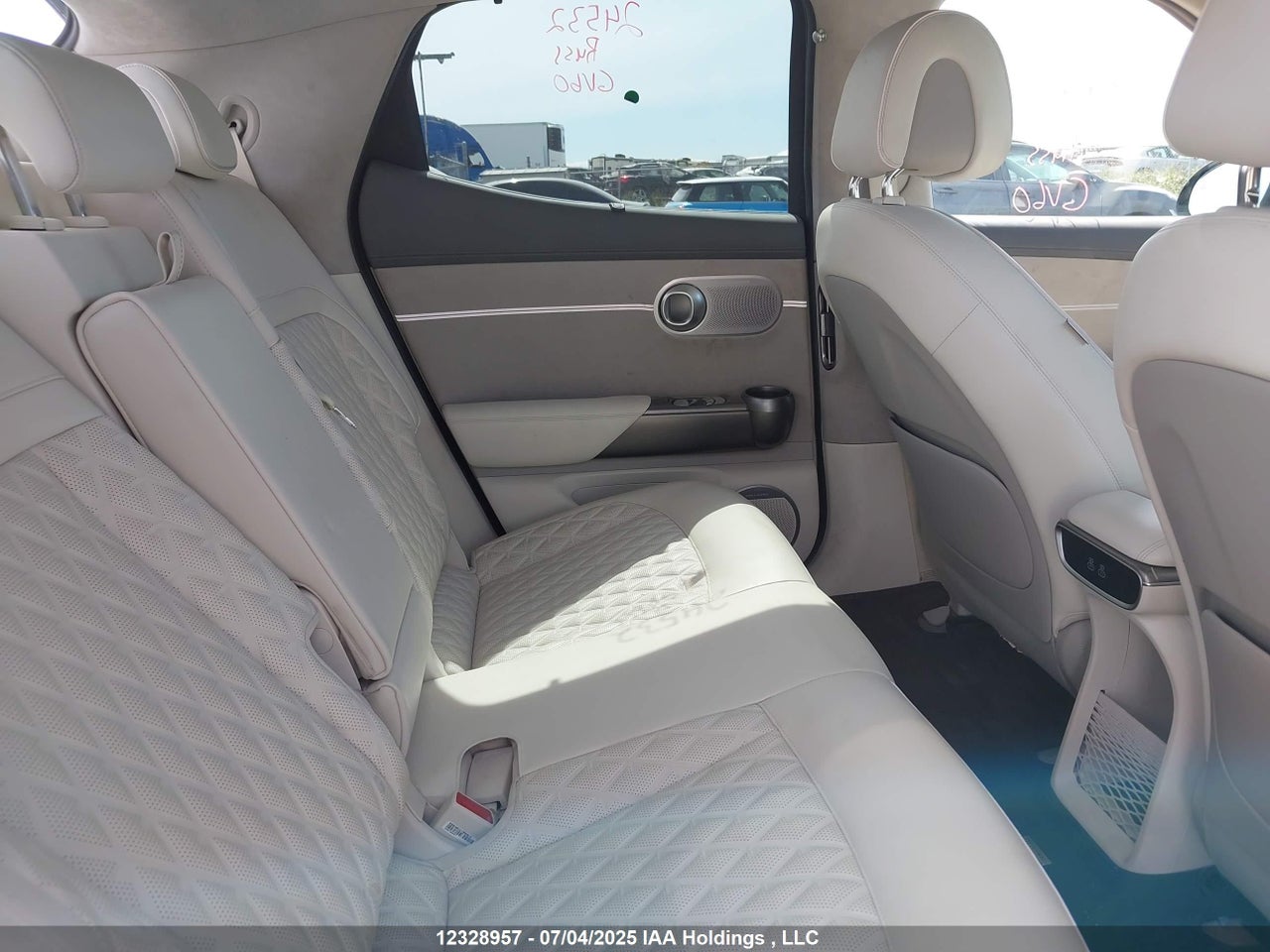 2023 GENESIS GV60 PERFORMANCE thumbnail 9