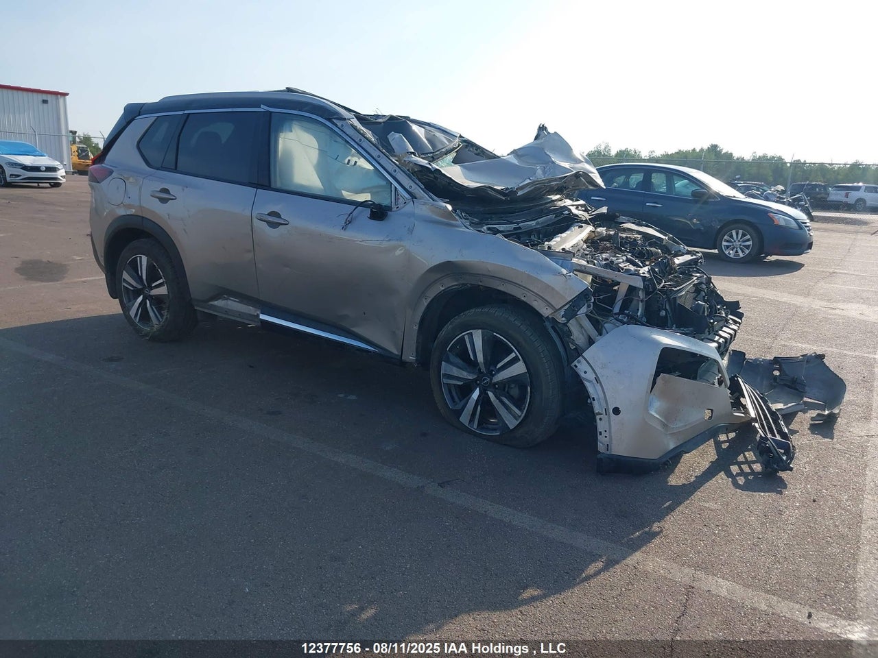 2022 NISSAN ROGUE PLATINUM thumbnail 2