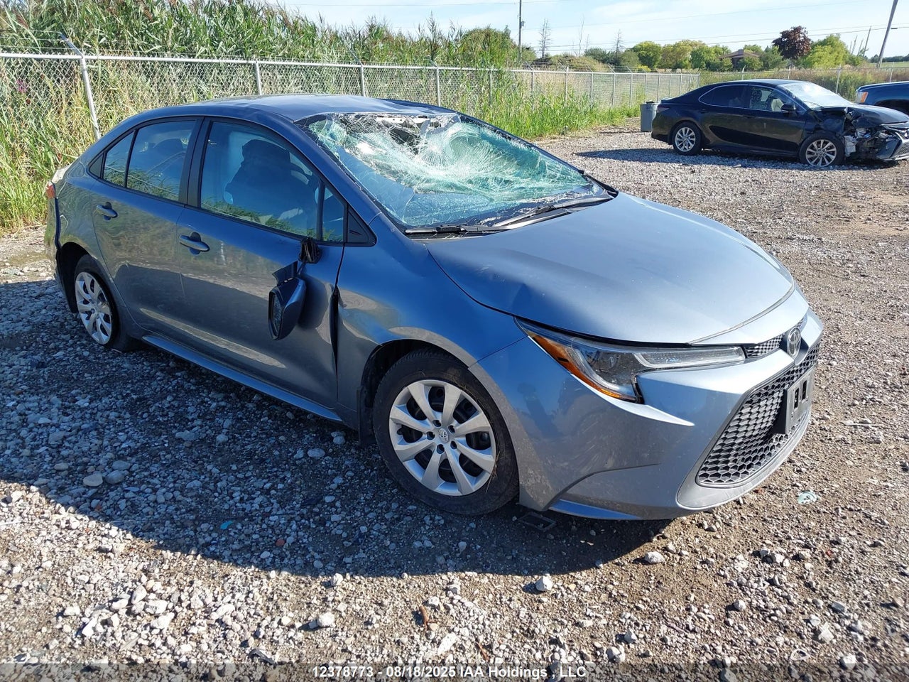 2022 TOYOTA COROLLA LE thumbnail 2