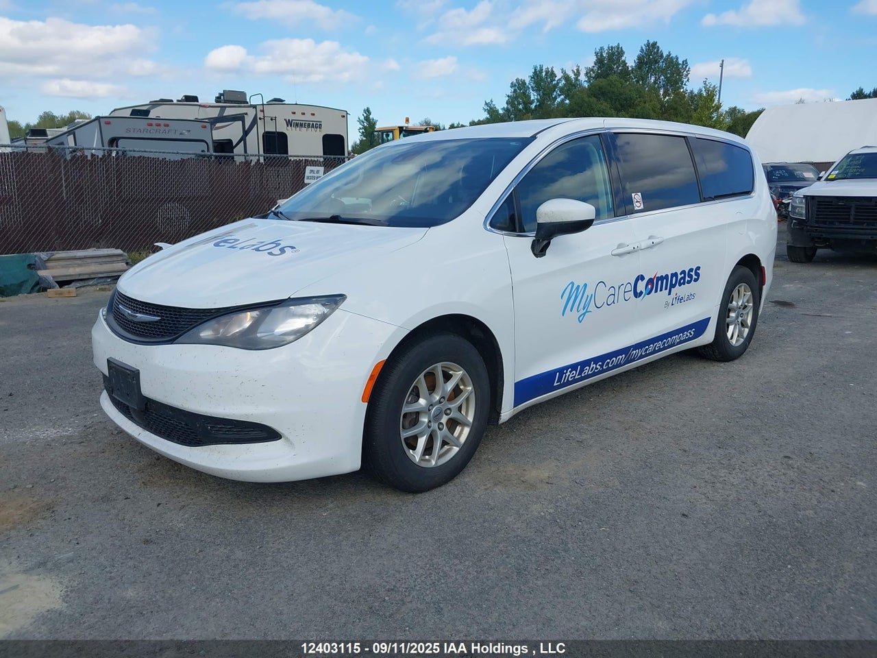 2022 CHRYSLER GRAND CARAVAN SXT thumbnail 3