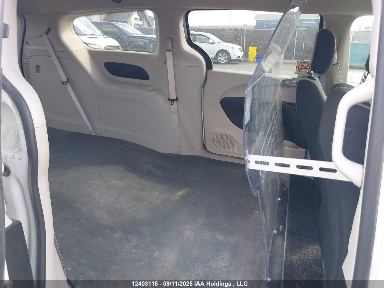 2022 CHRYSLER GRAND CARAVAN SXT thumbnail 9