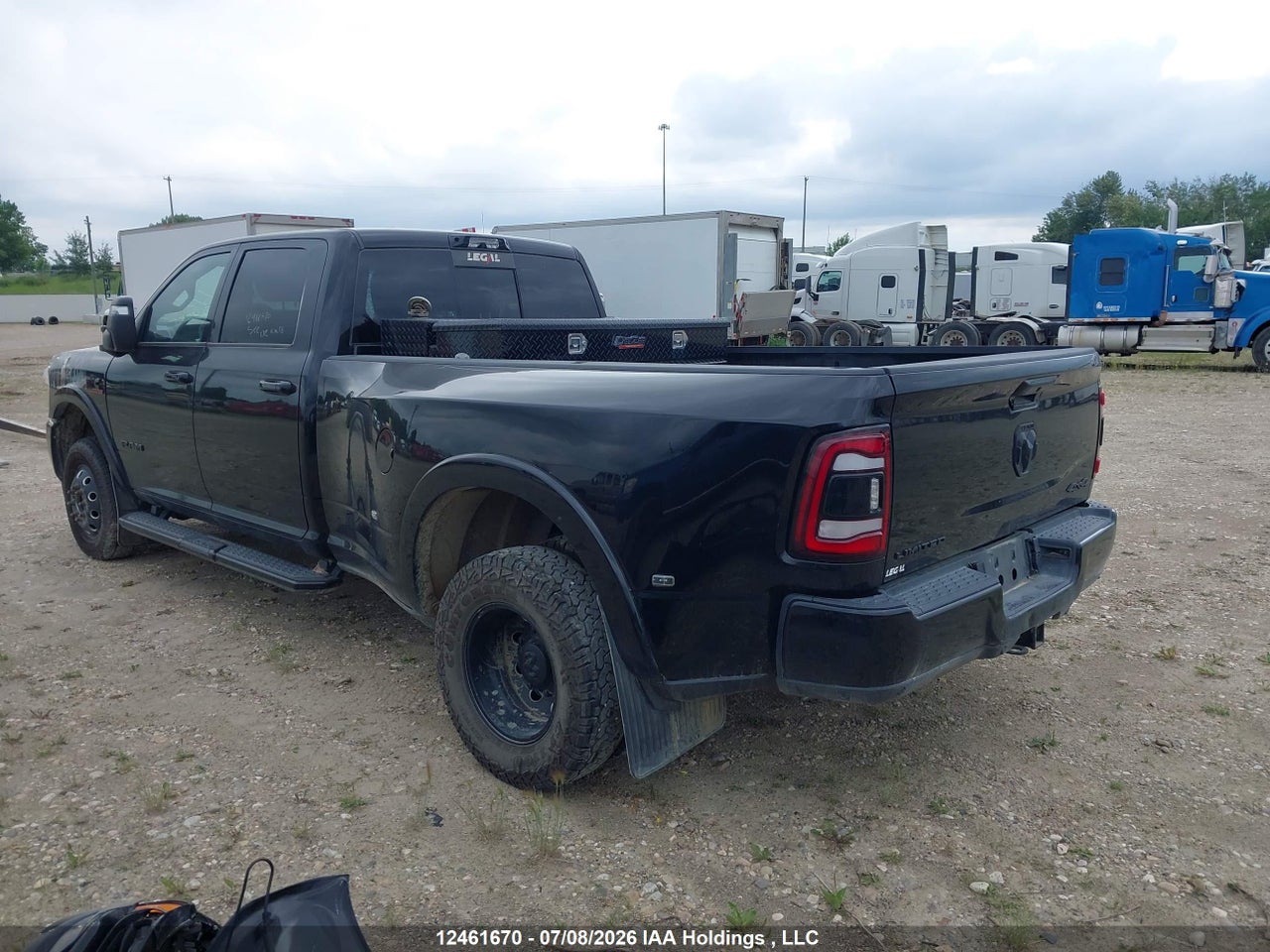 2024 RAM 3500 LIMITED thumbnail 4