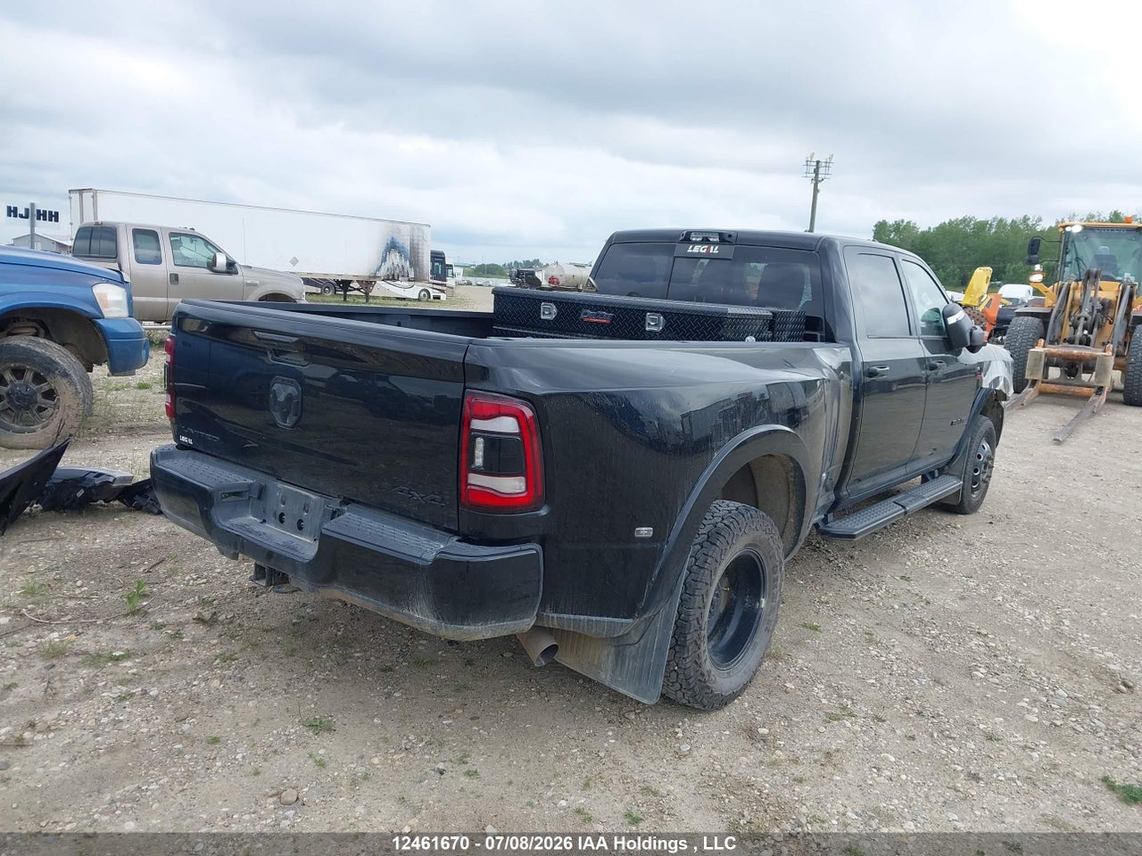 2024 RAM 3500 LIMITED thumbnail 5