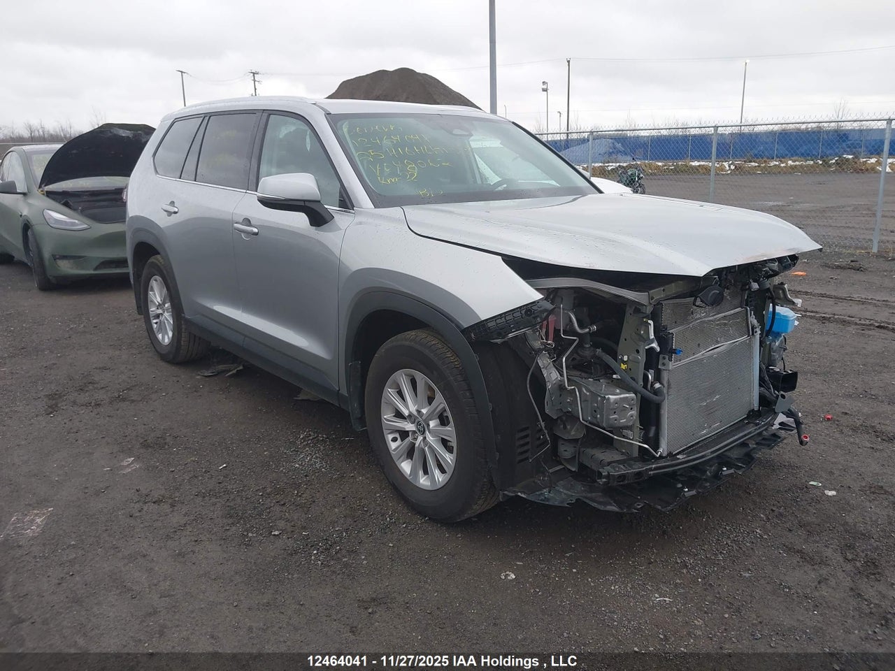 2025 TOYOTA GRAND HIGHLANDER HYBRID XLE thumbnail 2