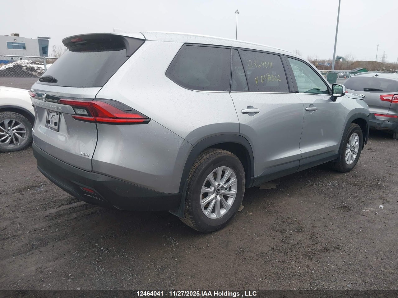 2025 TOYOTA GRAND HIGHLANDER HYBRID XLE thumbnail 5