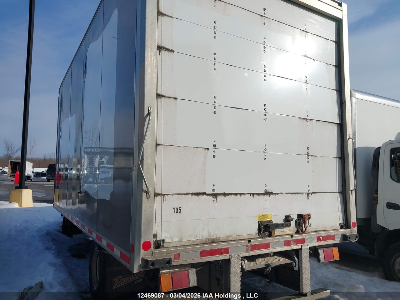 2024 ISUZU NPR HD thumbnail 4