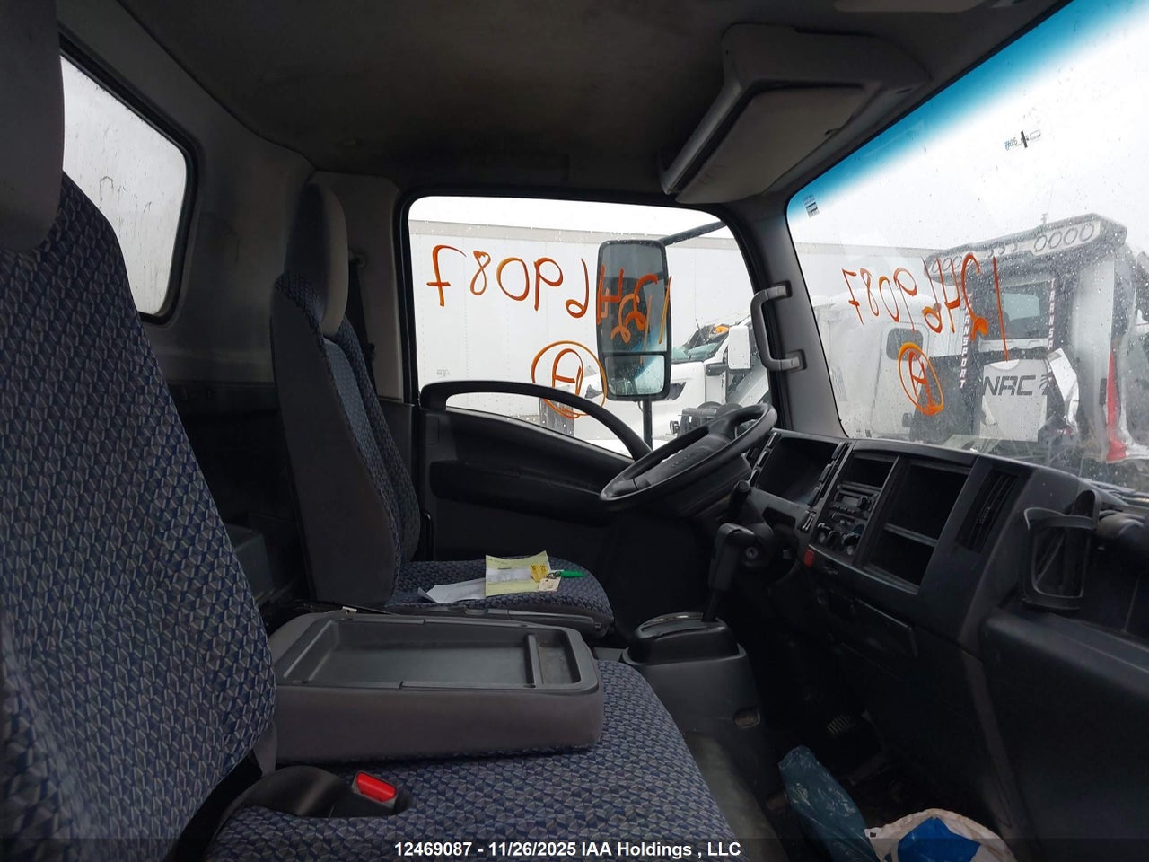 2024 ISUZU NPR HD thumbnail 6