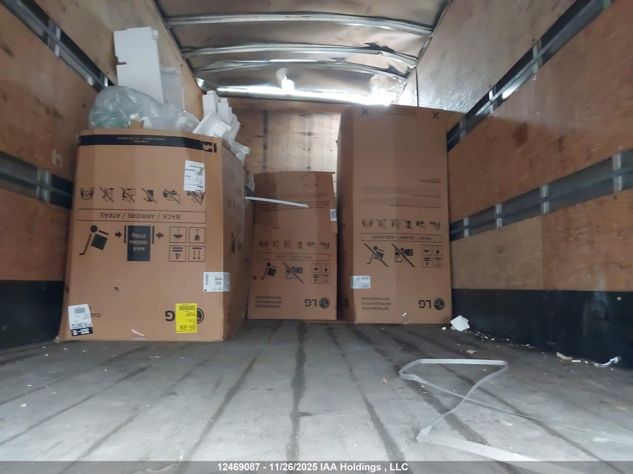 2024 ISUZU NPR HD thumbnail 9