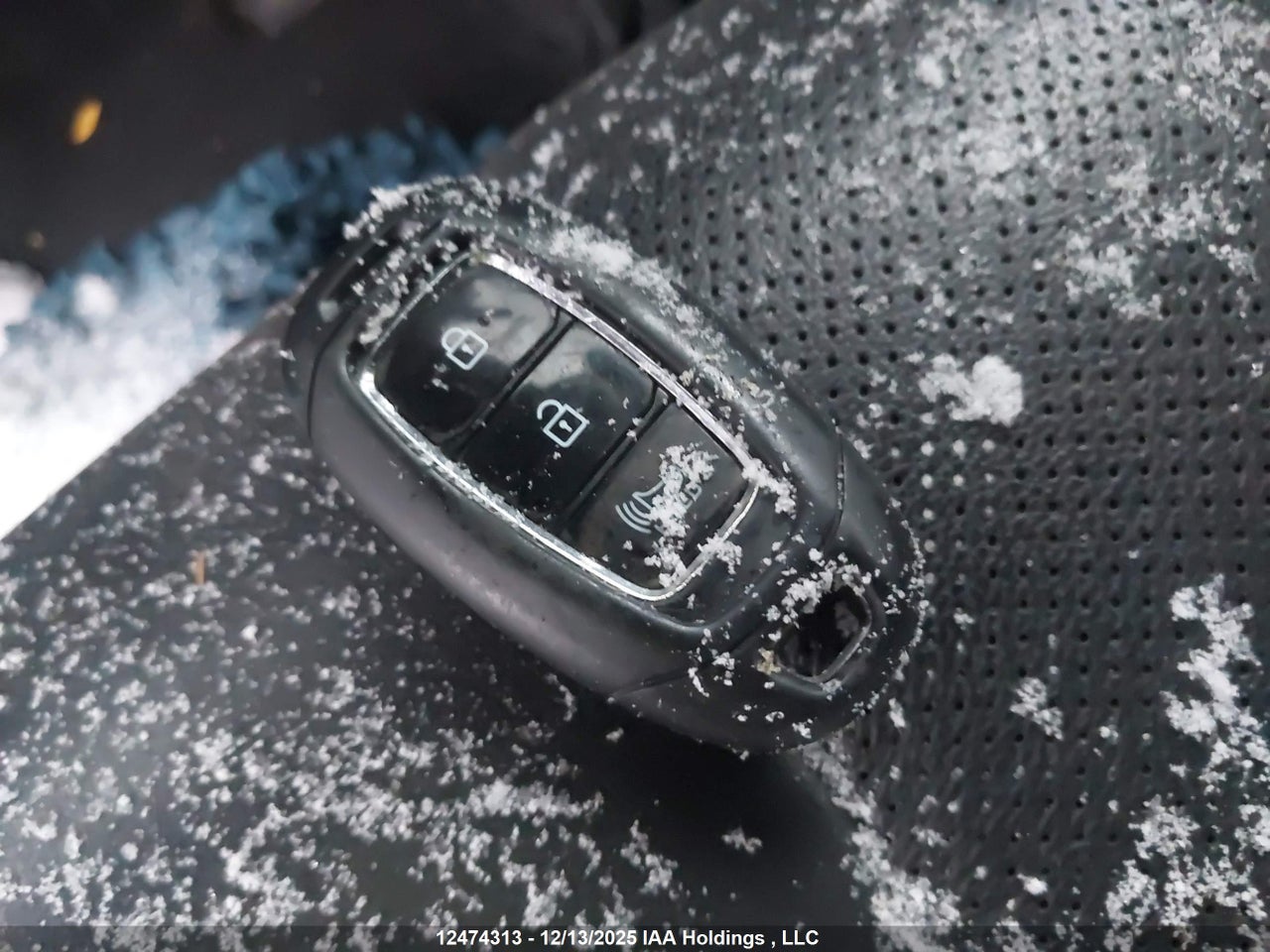2020 HYUNDAI SANTA FE PREFERRED AWD WITH SUN AND LEATHER PACKAGE thumbnail 12