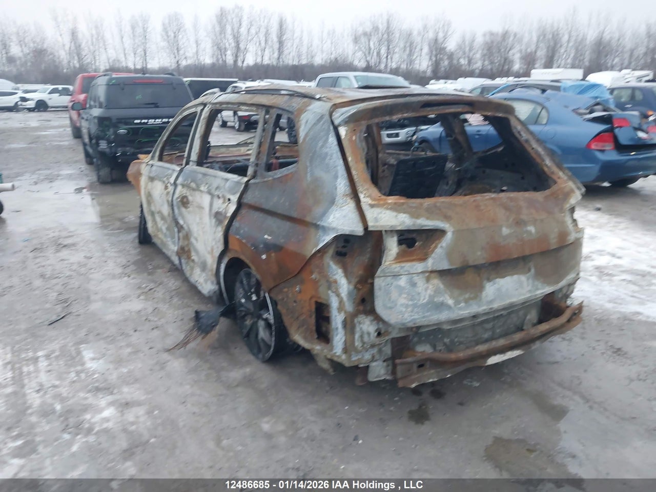 2022 VOLKSWAGEN TIGUAN thumbnail 4