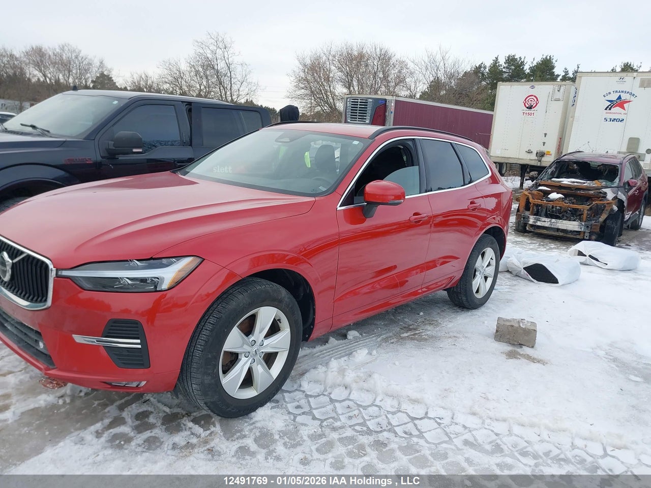2022 VOLVO XC60 B6 MOMENTUM thumbnail 3