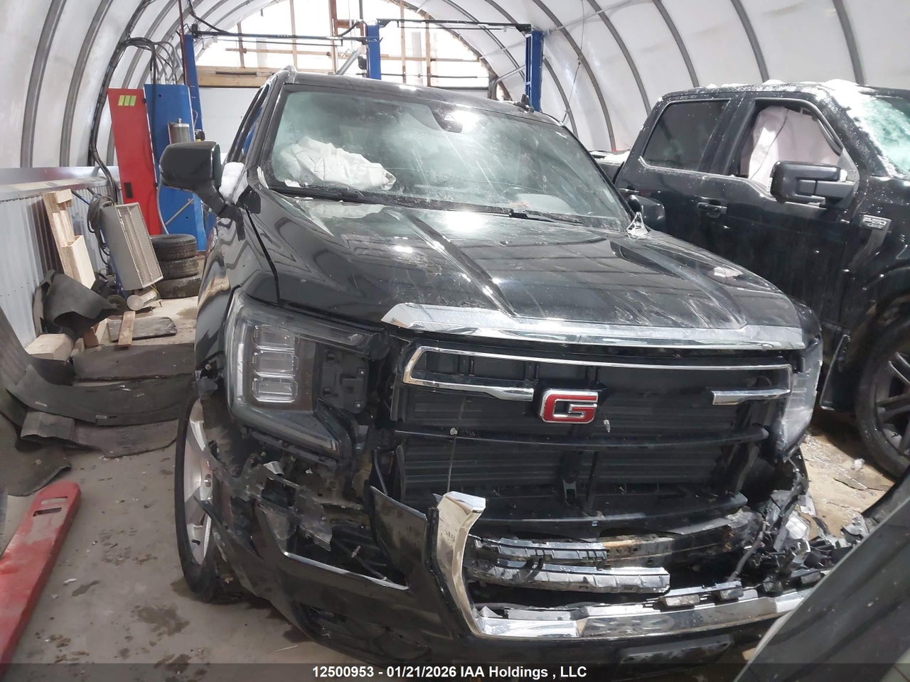 2021 GMC YUKON thumbnail 12
