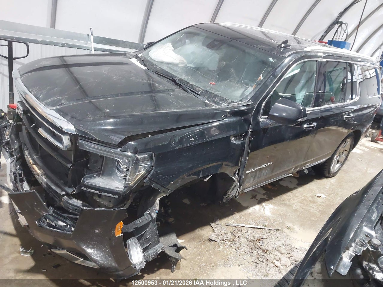 2021 GMC YUKON thumbnail 3
