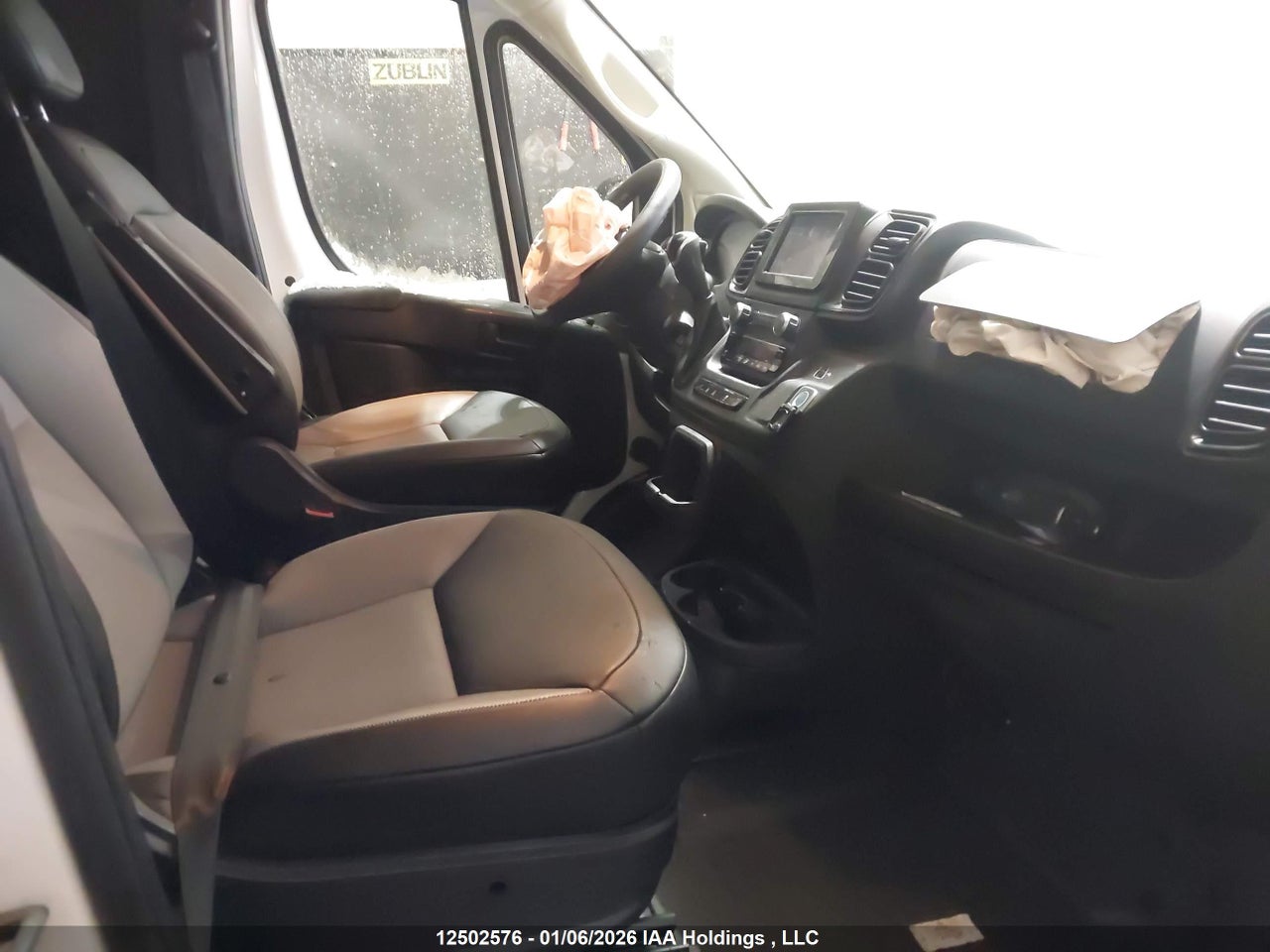 2025 RAM PROMASTER 2500 2500 HIGH thumbnail 6