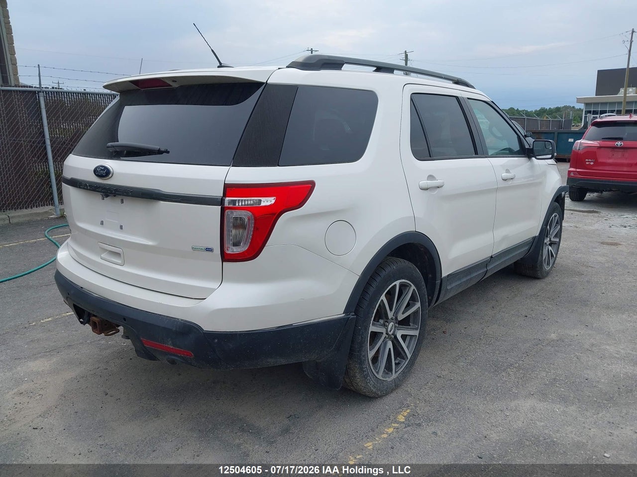 2015 FORD EXPLORER XLT thumbnail 5