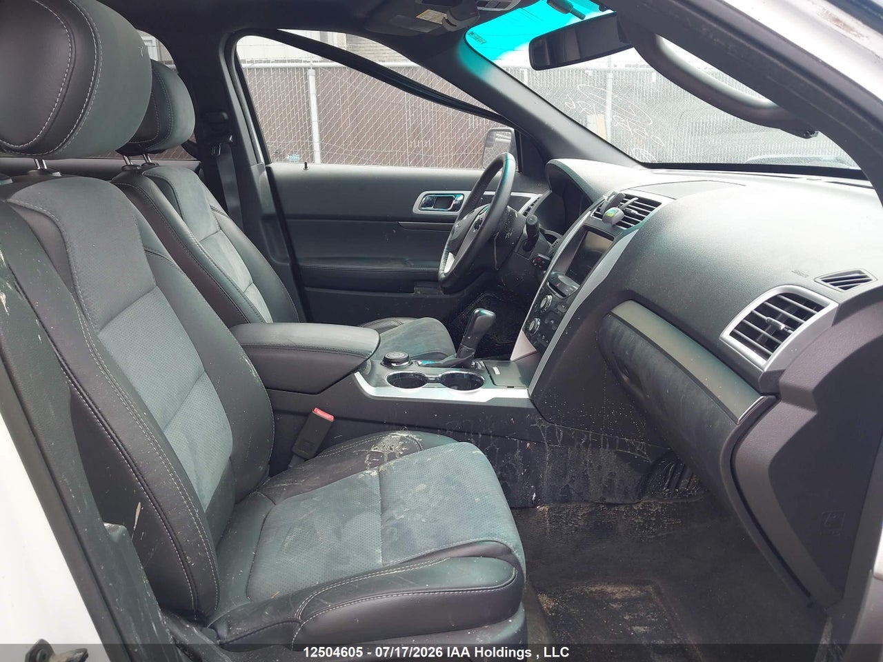 2015 FORD EXPLORER XLT thumbnail 6