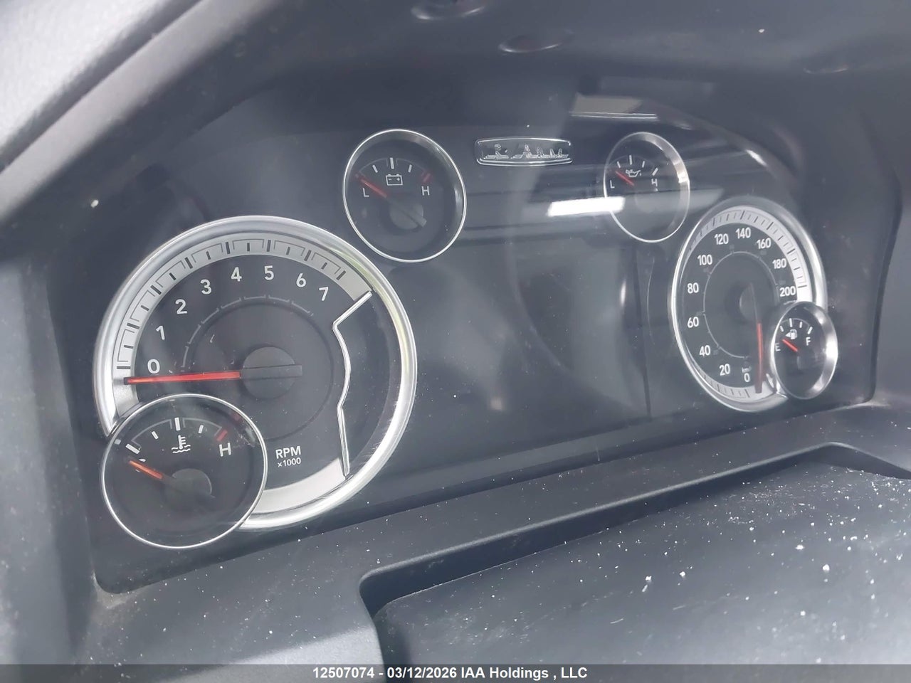 2013 RAM 1500 SLT thumbnail 8
