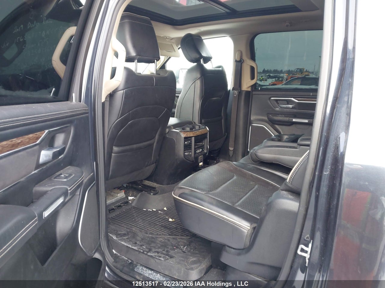 2019 RAM 1500 LARAMIE thumbnail 9