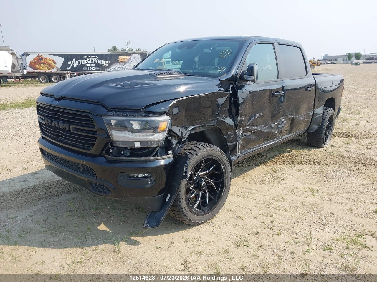 2021 RAM 1500 SPORT thumbnail 3