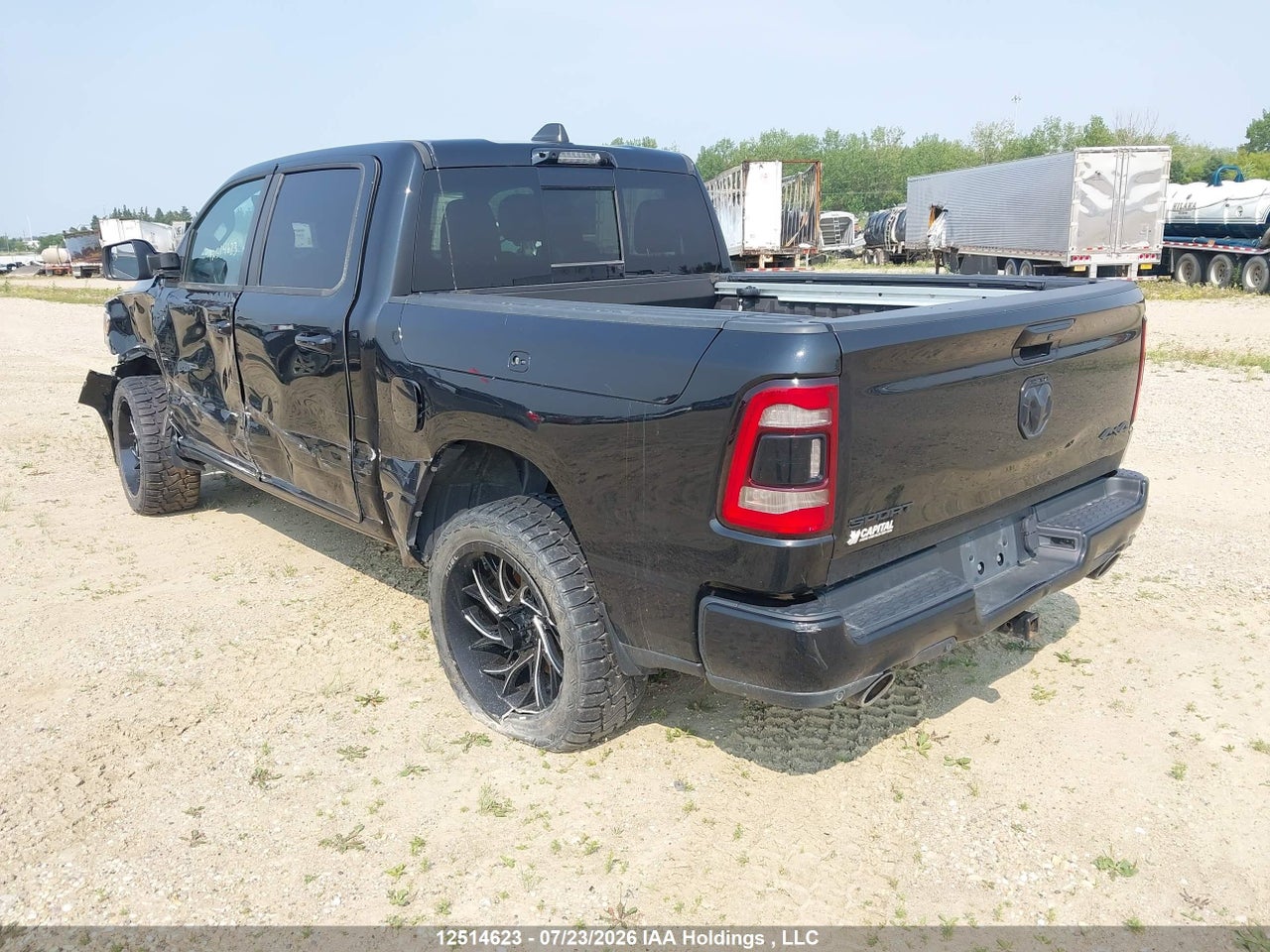 2021 RAM 1500 SPORT thumbnail 4