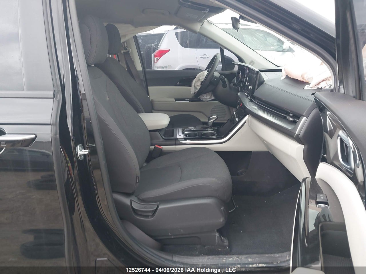 2024 KIA CARNIVAL LX thumbnail 6