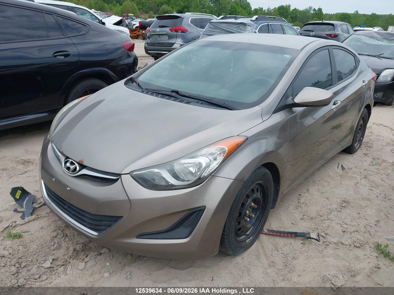 2013 HYUNDAI ELANTRA thumbnail 3