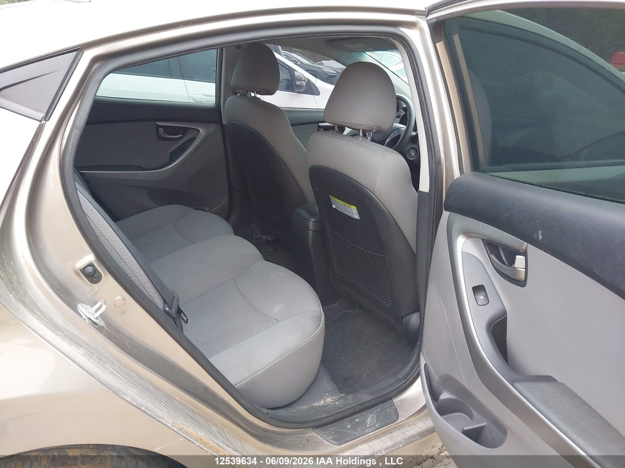 2013 HYUNDAI ELANTRA thumbnail 9