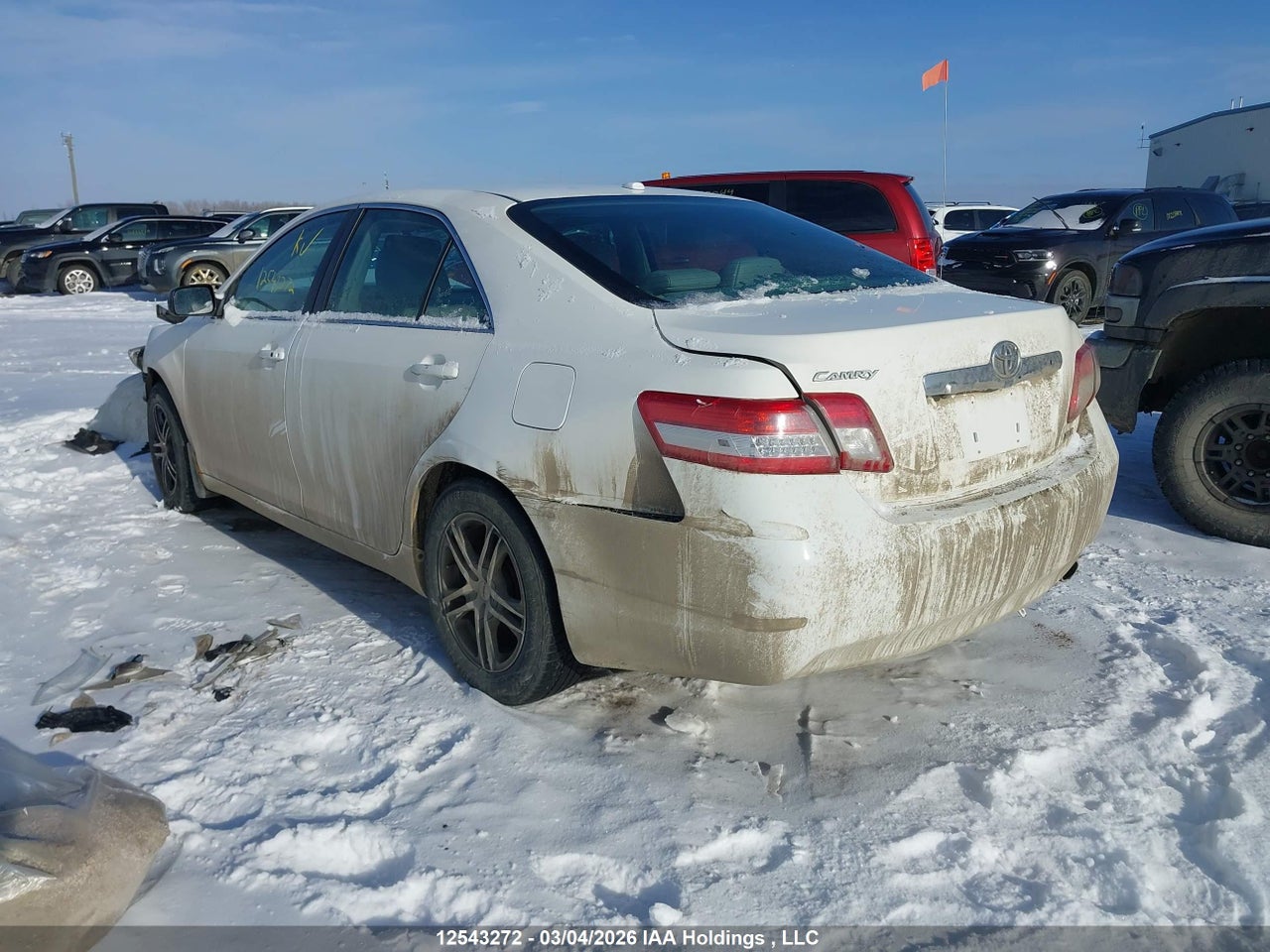2010 TOYOTA CAMRY XLE thumbnail 4