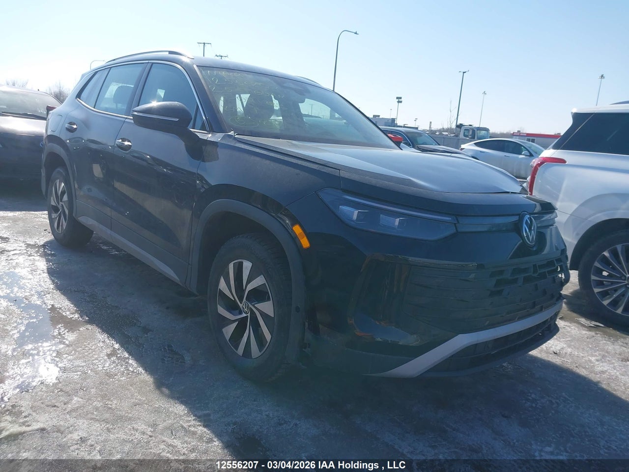 2025 VOLKSWAGEN TIGUAN thumbnail 2