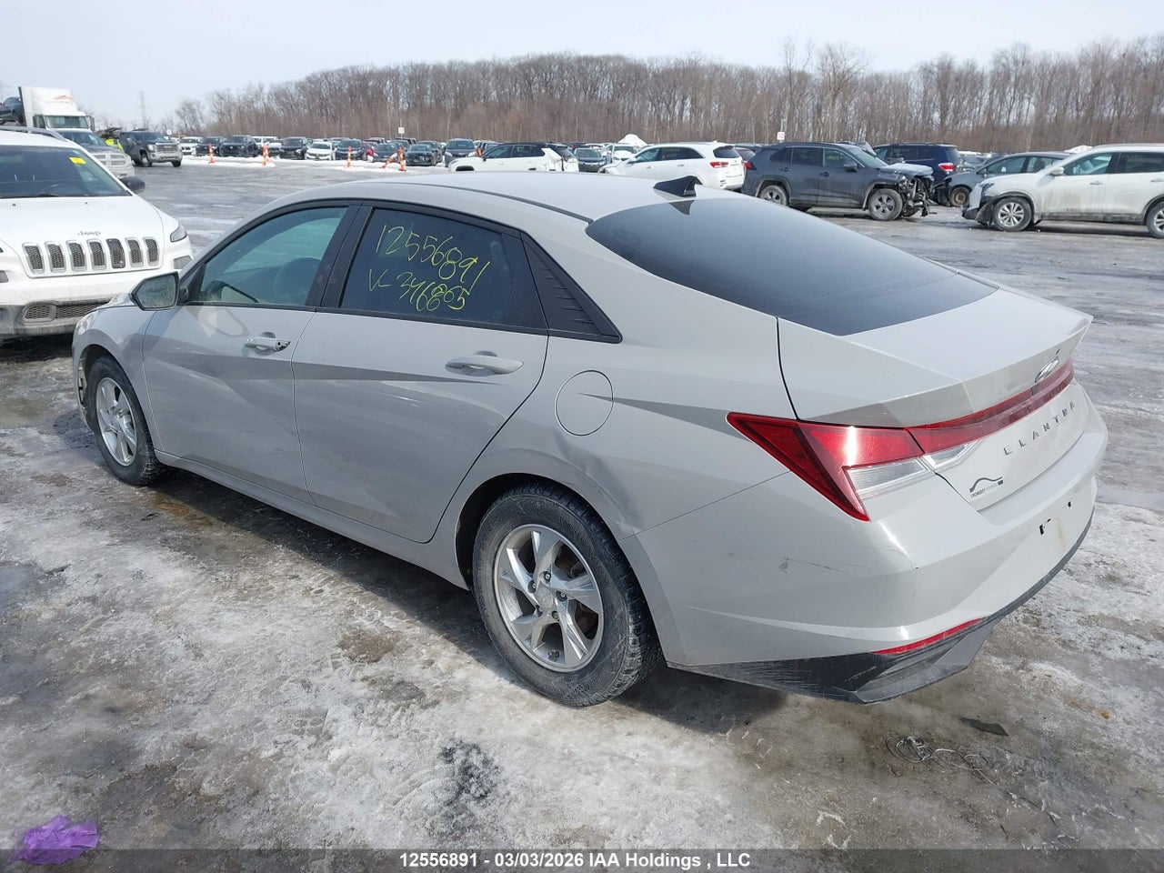 2022 HYUNDAI ELANTRA thumbnail 4